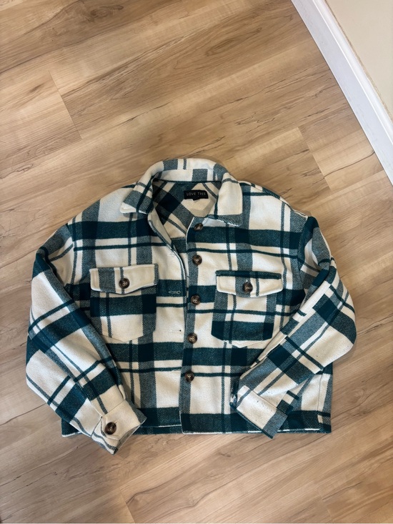 Love Tree Tops - Love Tree Plaid Jacket - good condition - size S